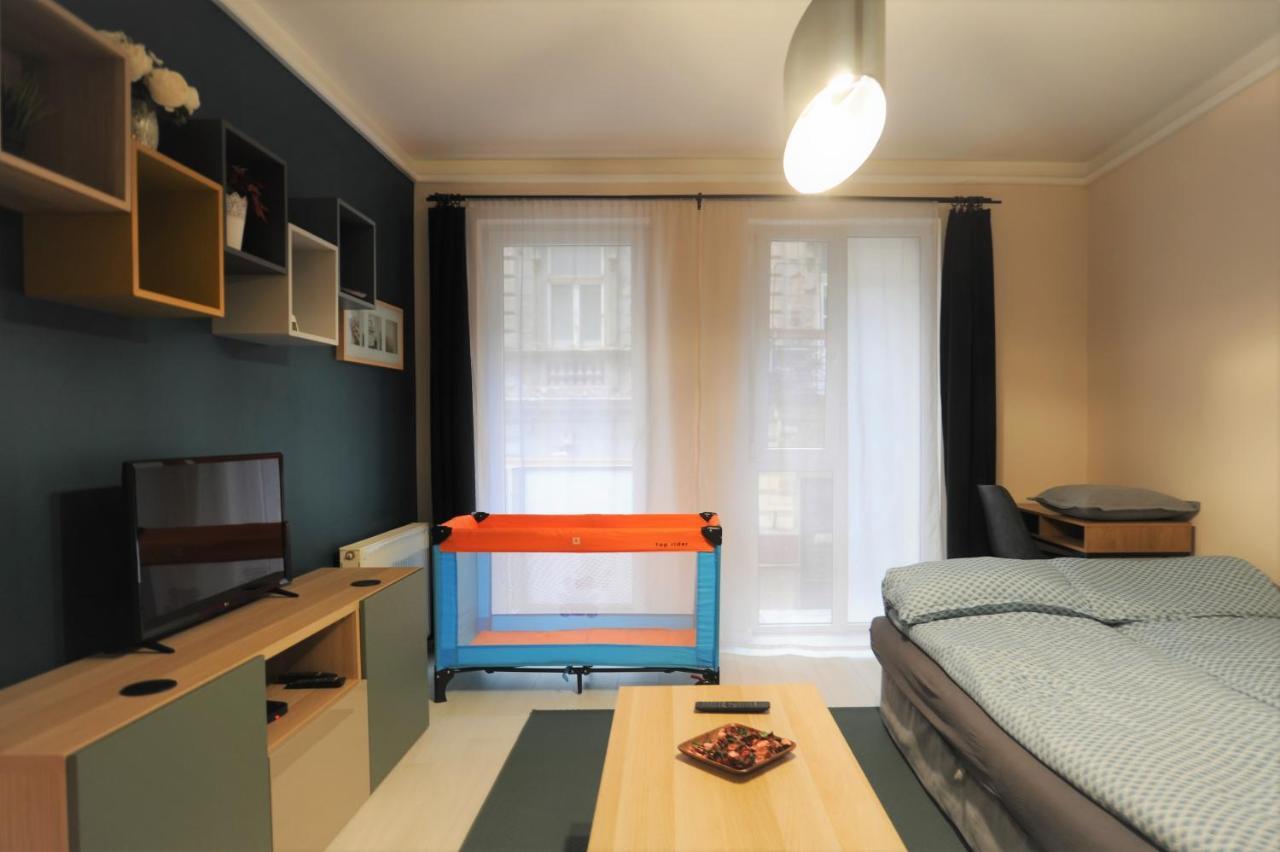 Lovely Apartment In The Heart Of Budapest Eksteriør billede