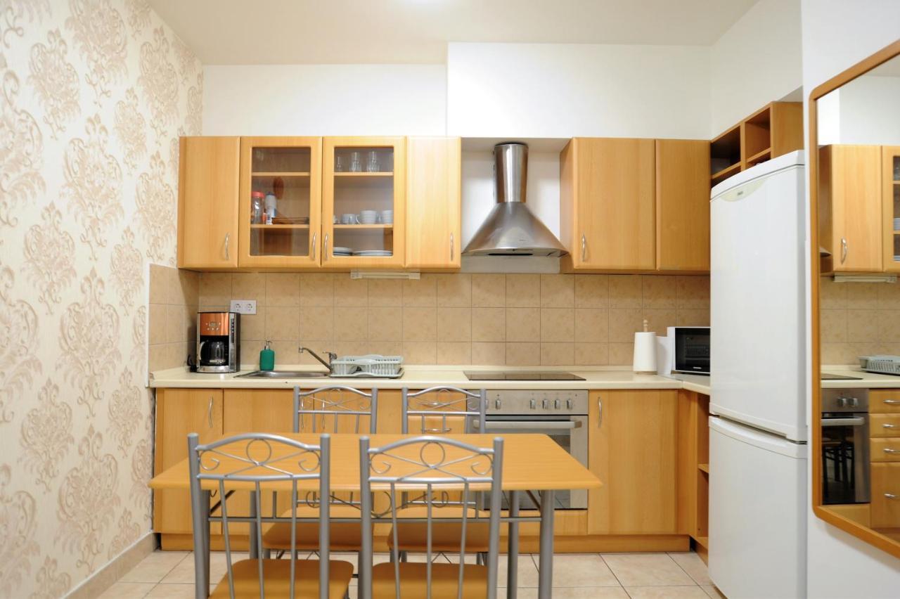 Lovely Apartment In The Heart Of Budapest Eksteriør billede